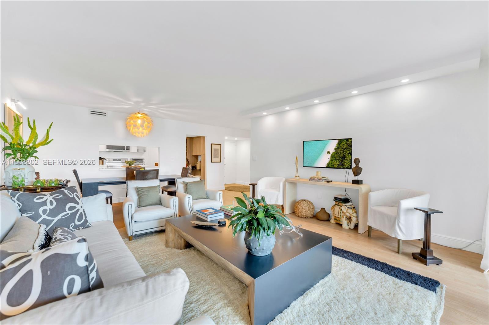 199 Ocean Lane Dr # 306