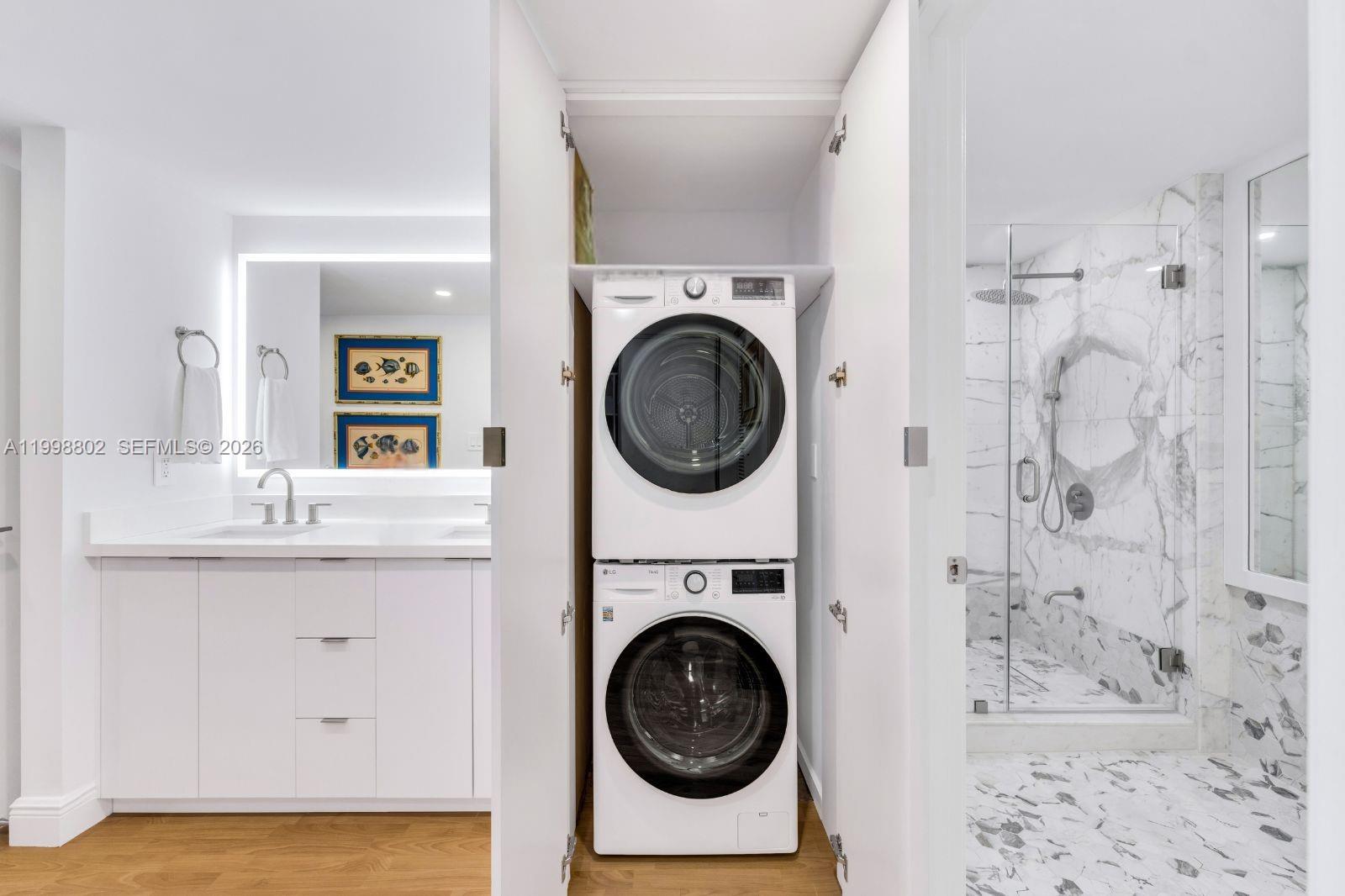 199 Ocean Lane Dr # 306