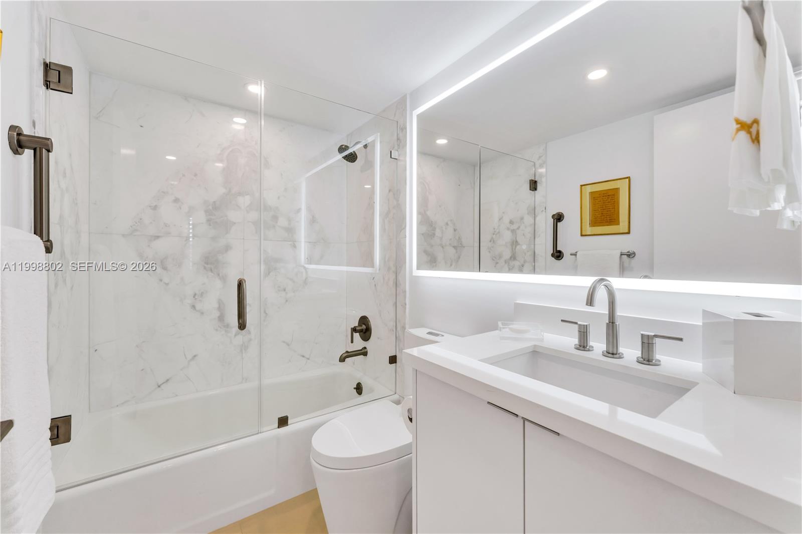 199 Ocean Lane Dr # 306