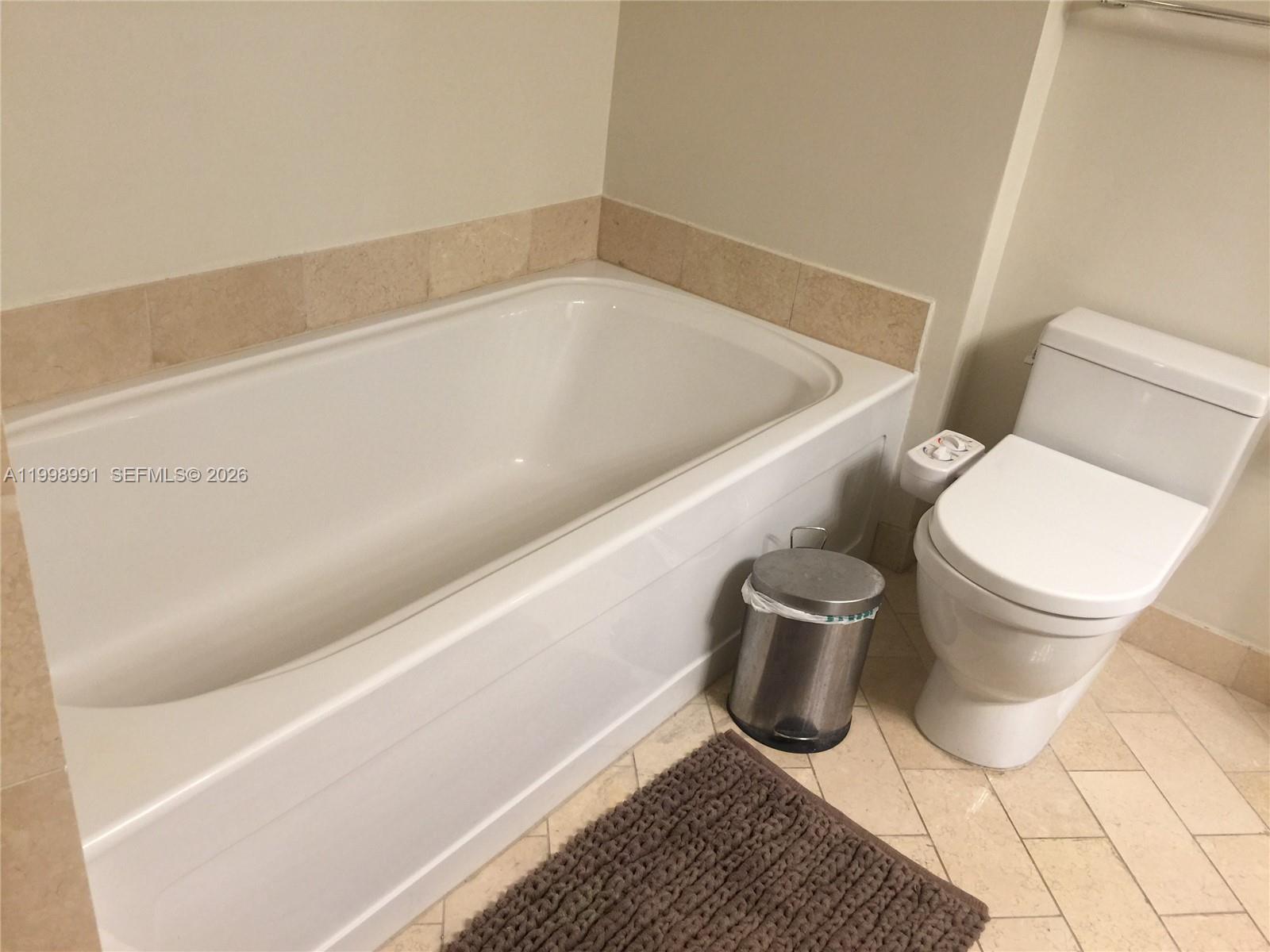 79 SW 12th St Unit: 1406-S