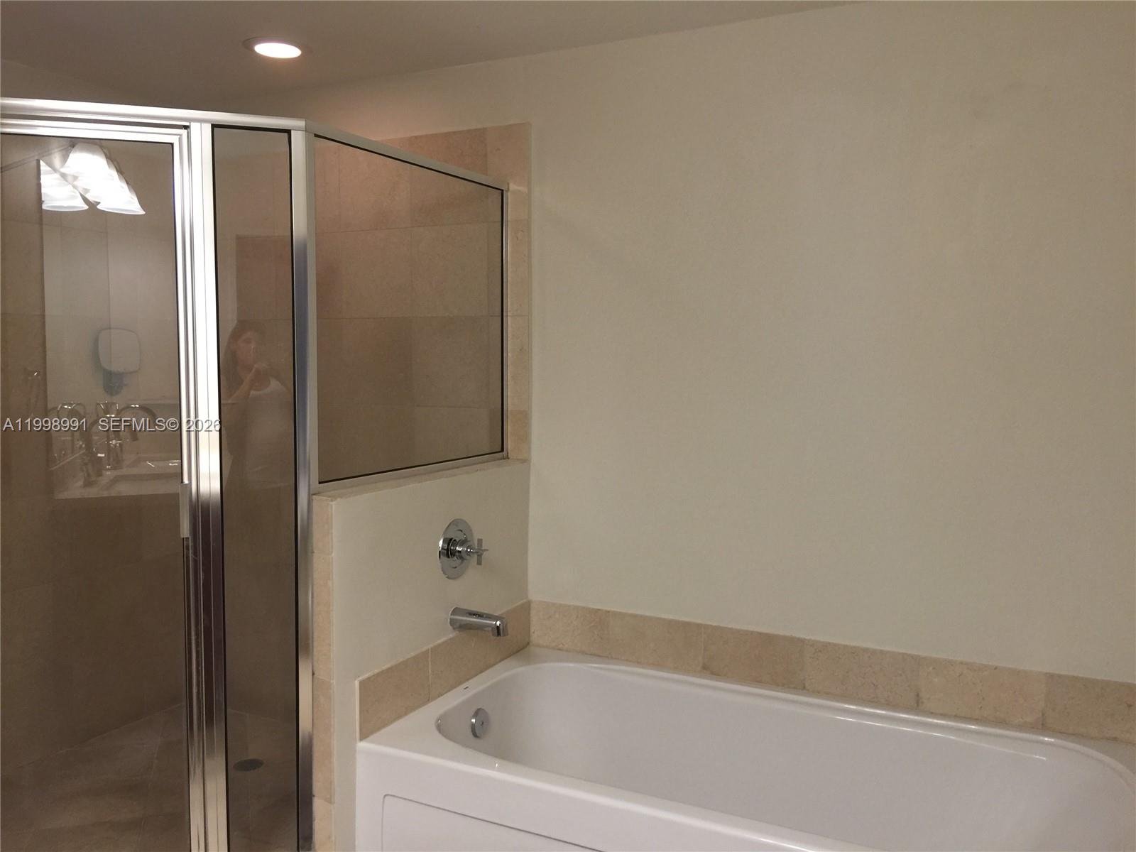 79 SW 12th St Unit: 1406-S