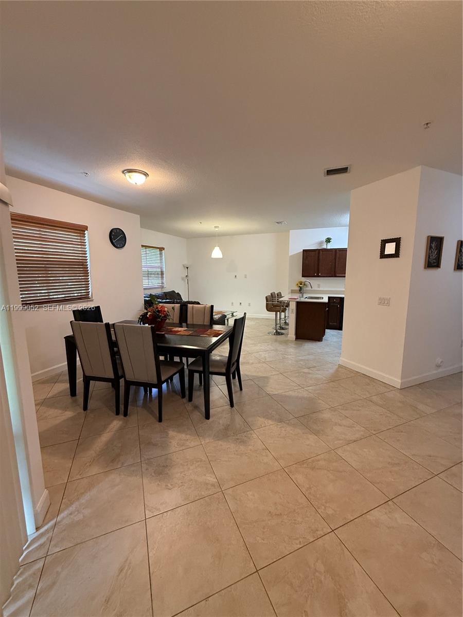 290 NW 109th Ave # 107