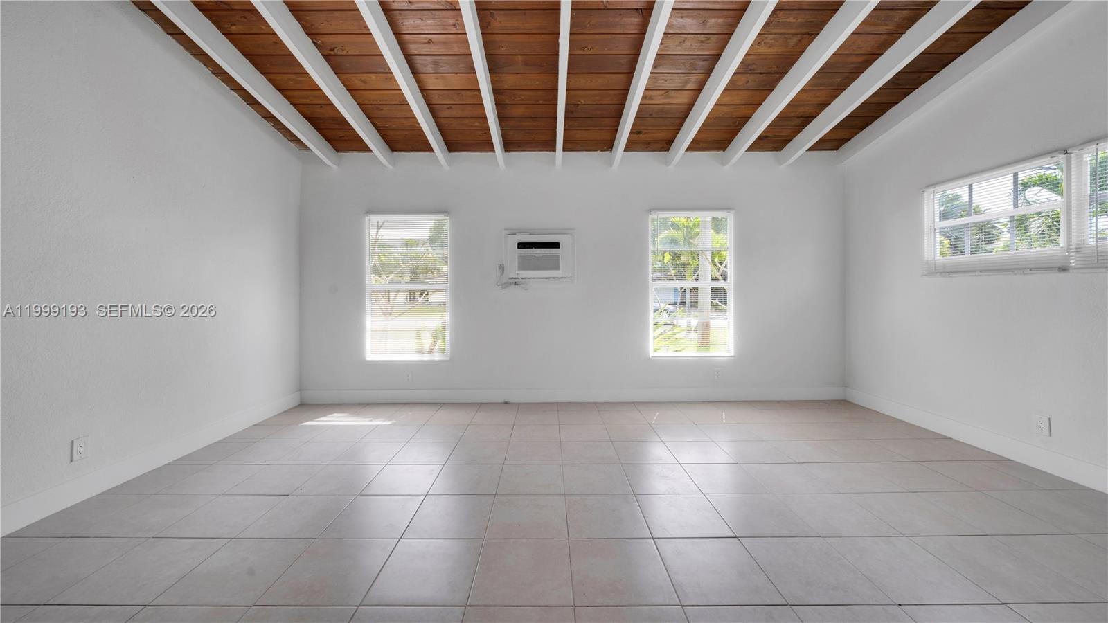 1501 SW 21st St # 2 Unit: 1-2