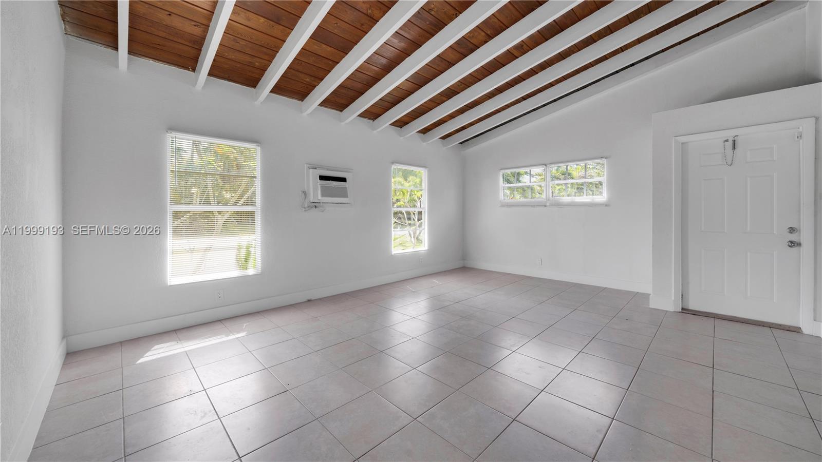 1501 SW 21st St # 2 Unit: 1-2