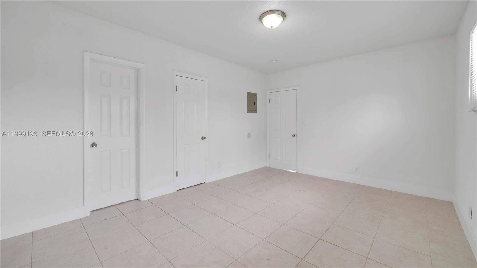 1501 SW 21st St # 2 Unit: 1-2