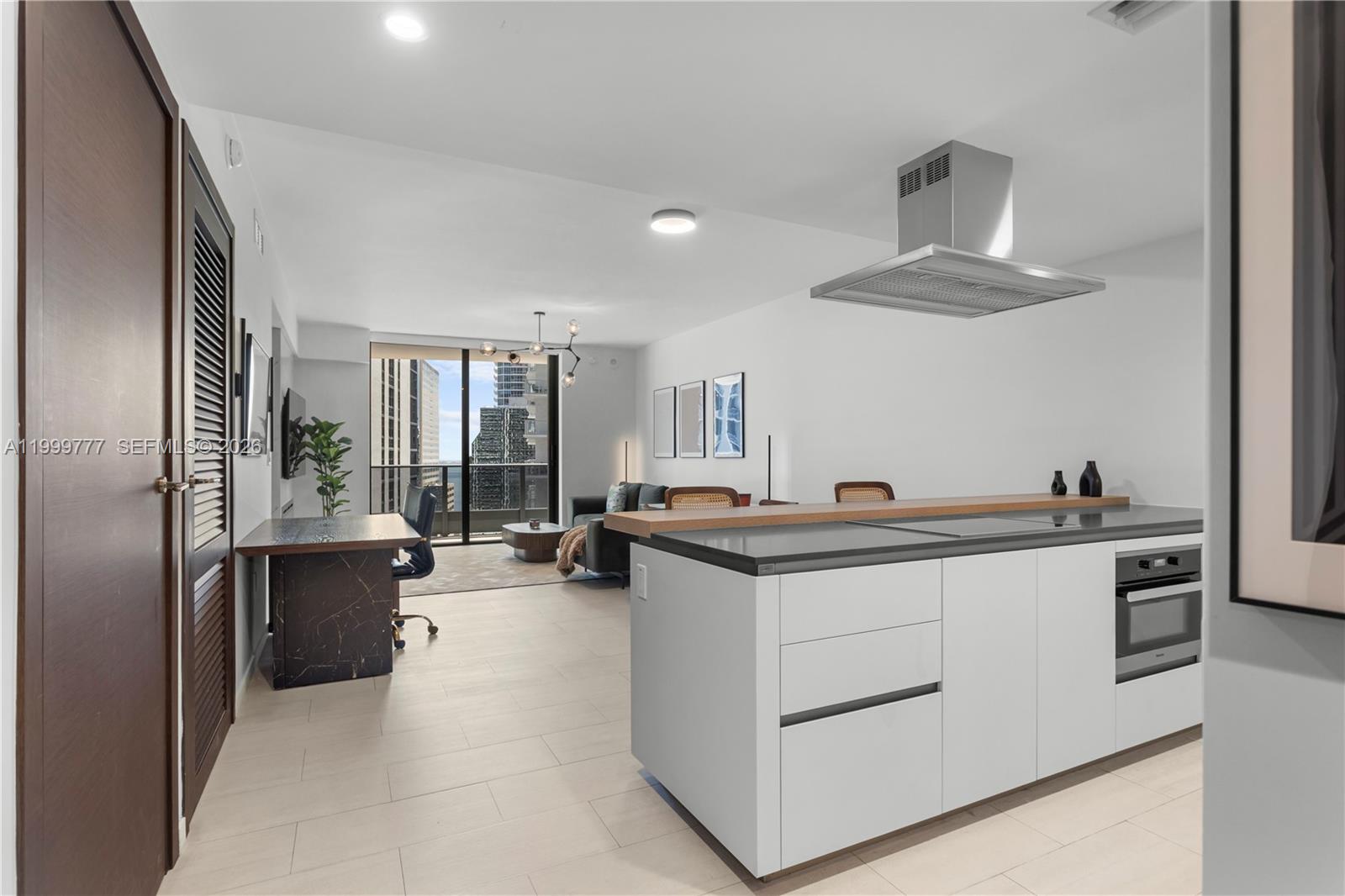 1000 Brickell Plz # 2003