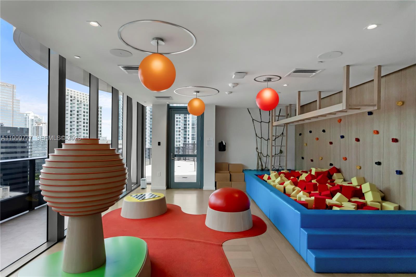 1000 Brickell Plz # 2003