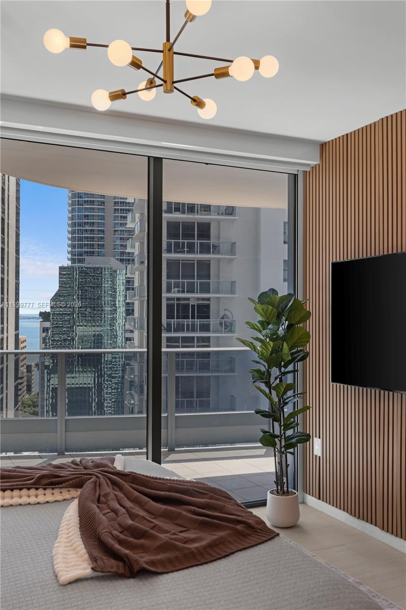 1000 Brickell Plz # 2003