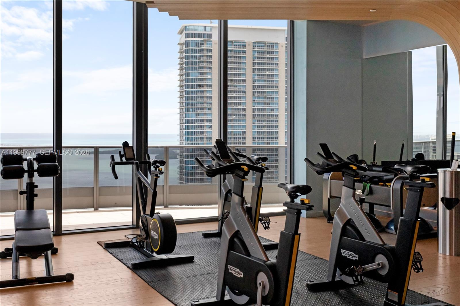 1000 Brickell Plz # 2003