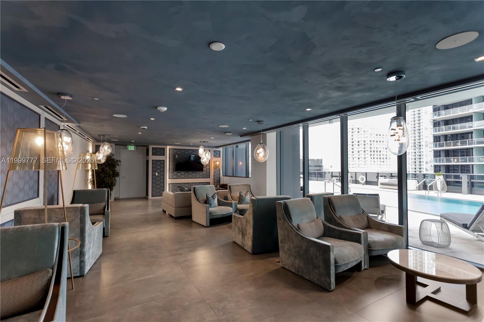1000 Brickell Plz # 2003