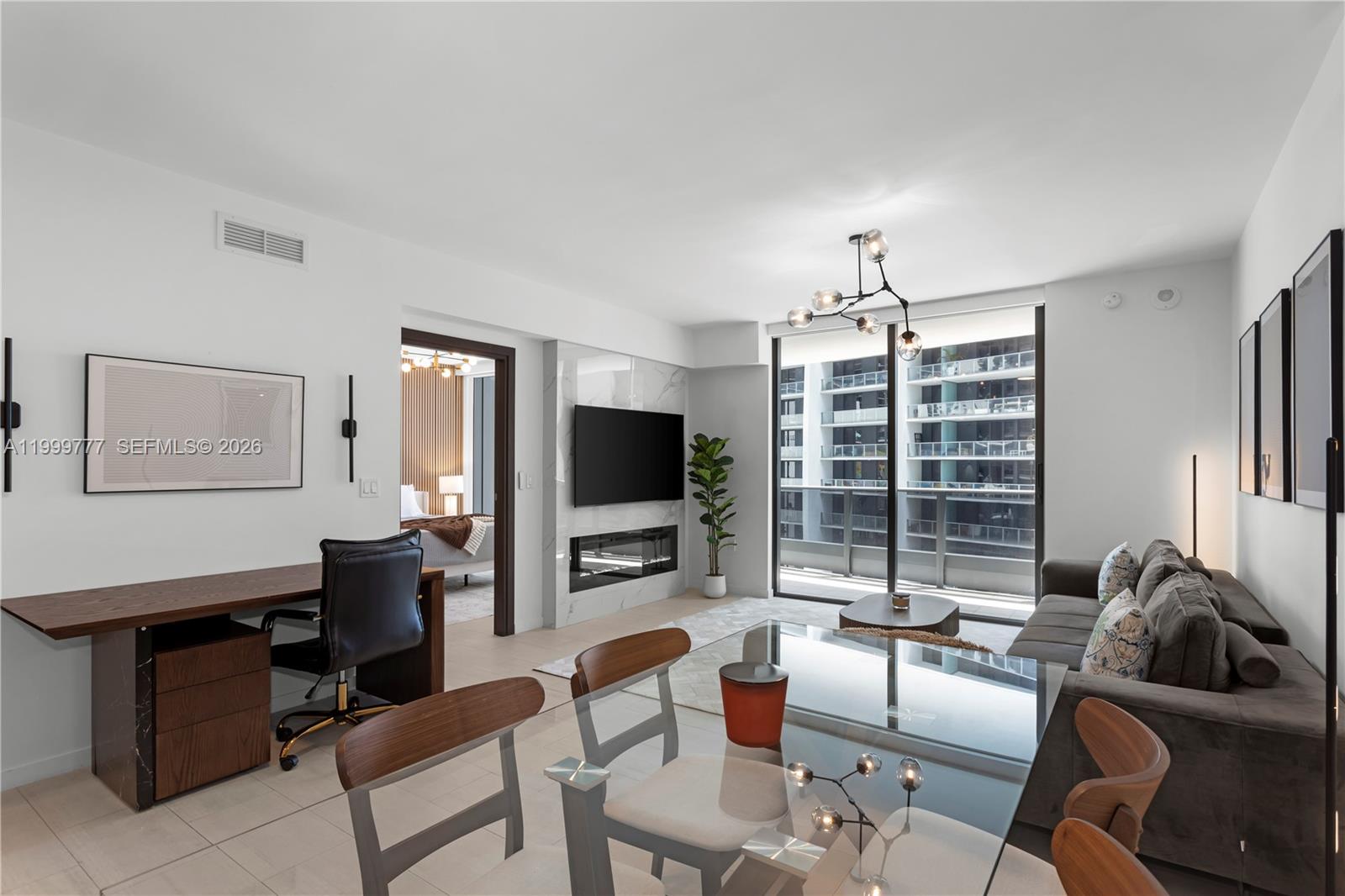 1000 Brickell Plz # 2003