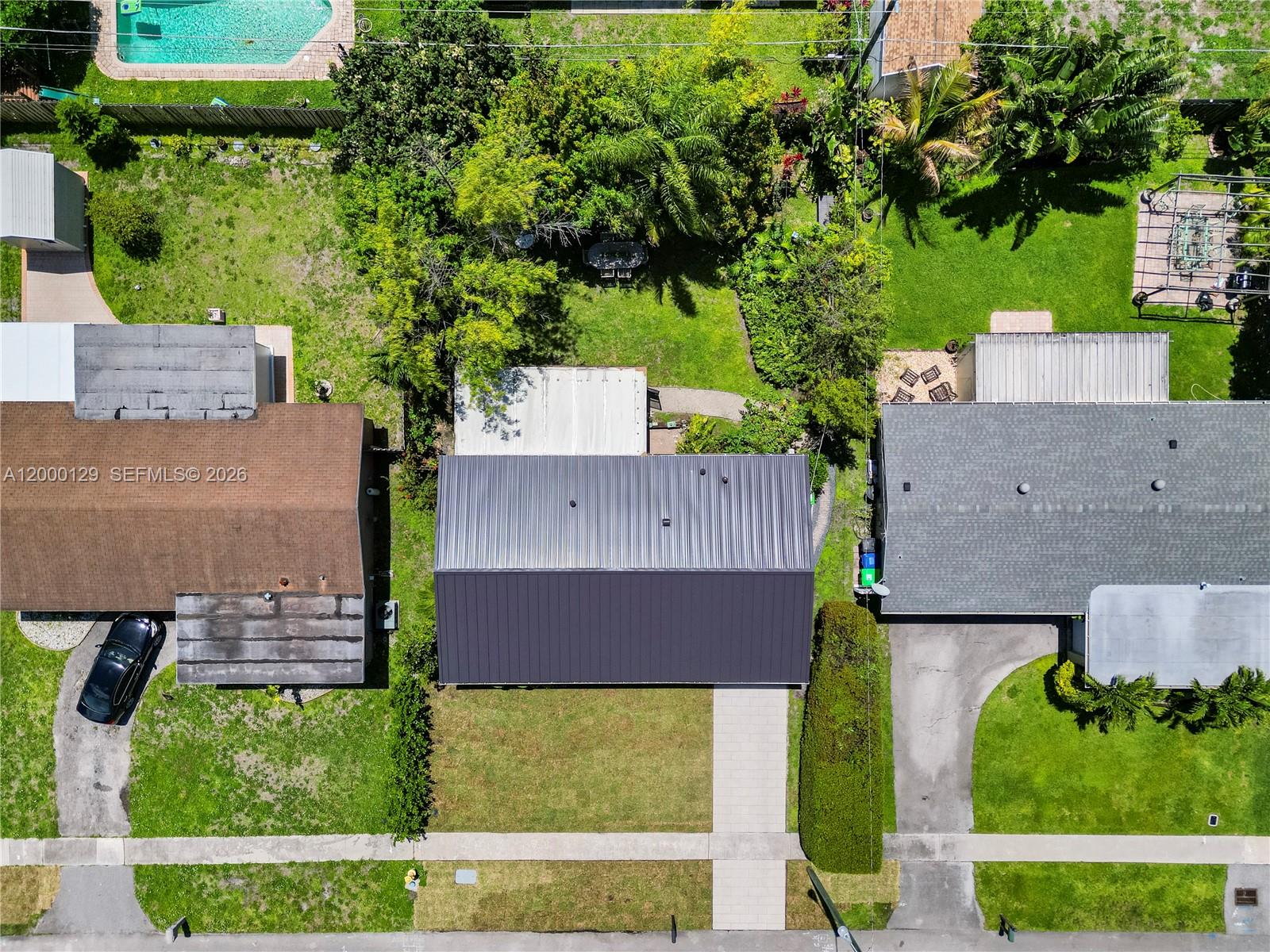 11740 NW 33rd St