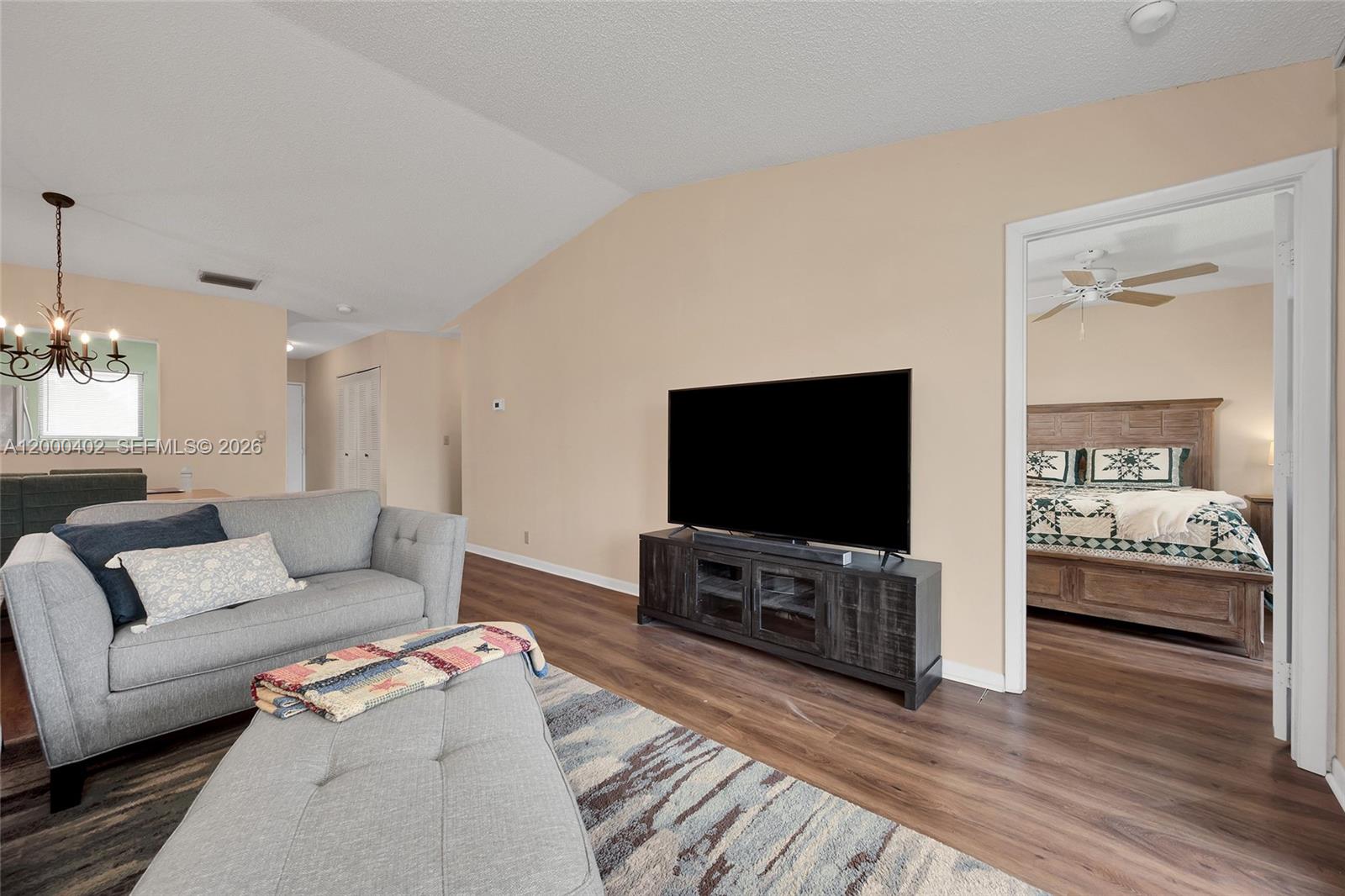 9449 Boca Cove Cir # 911