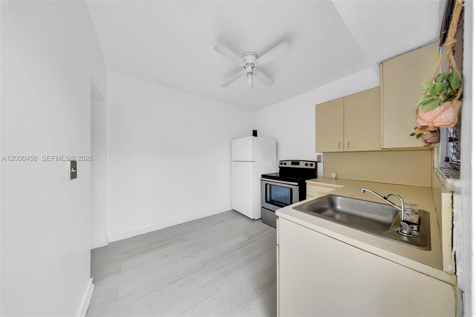 3030 NW 90th St