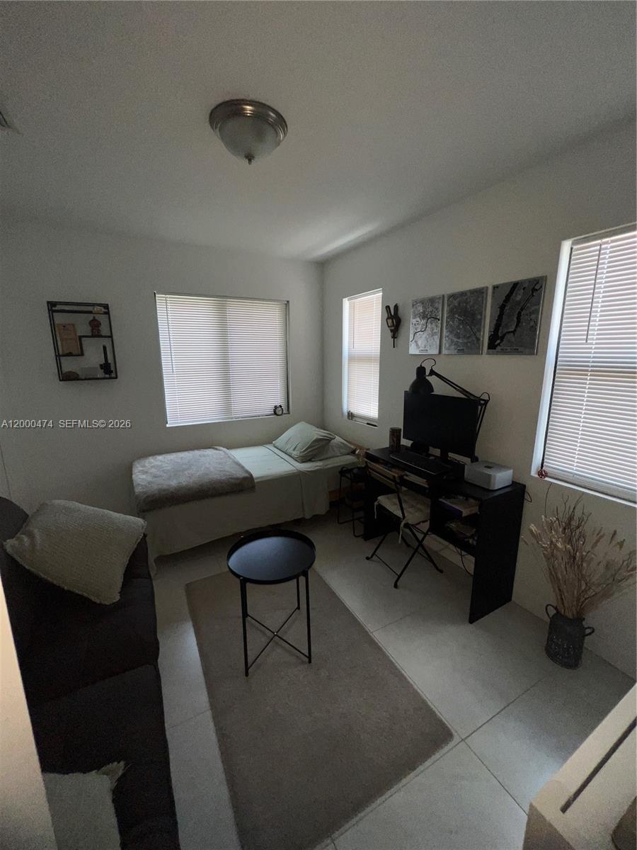 2954 NW 57th St # 2954