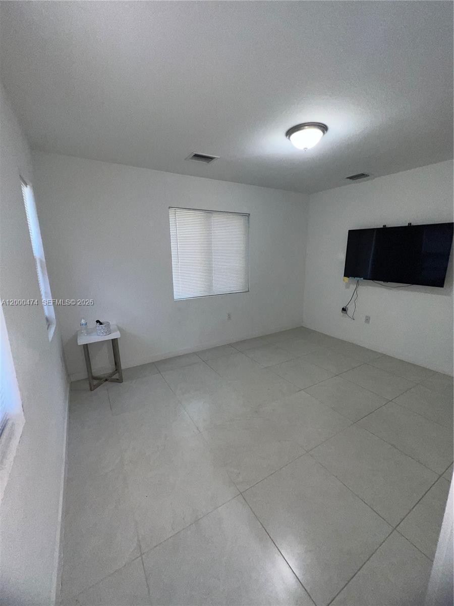 2954 NW 57th St # 2954