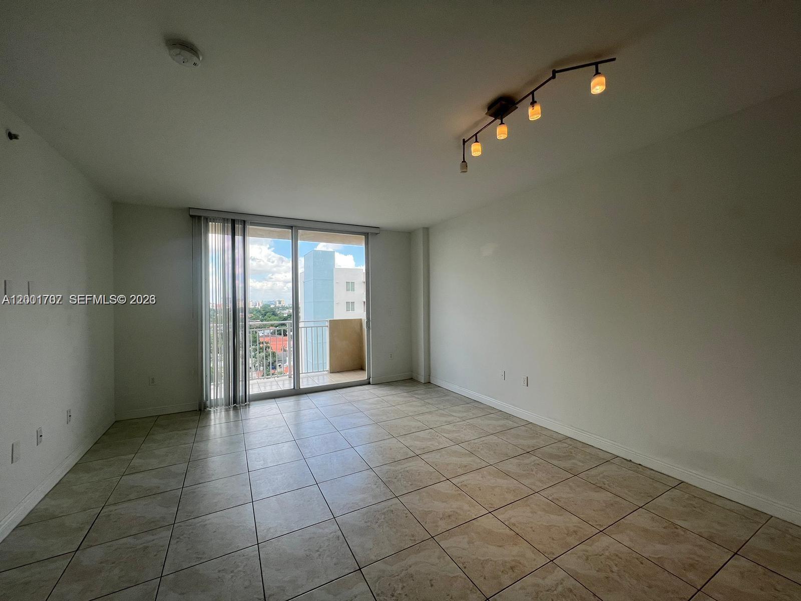 2425 SW 27th Ave # 907