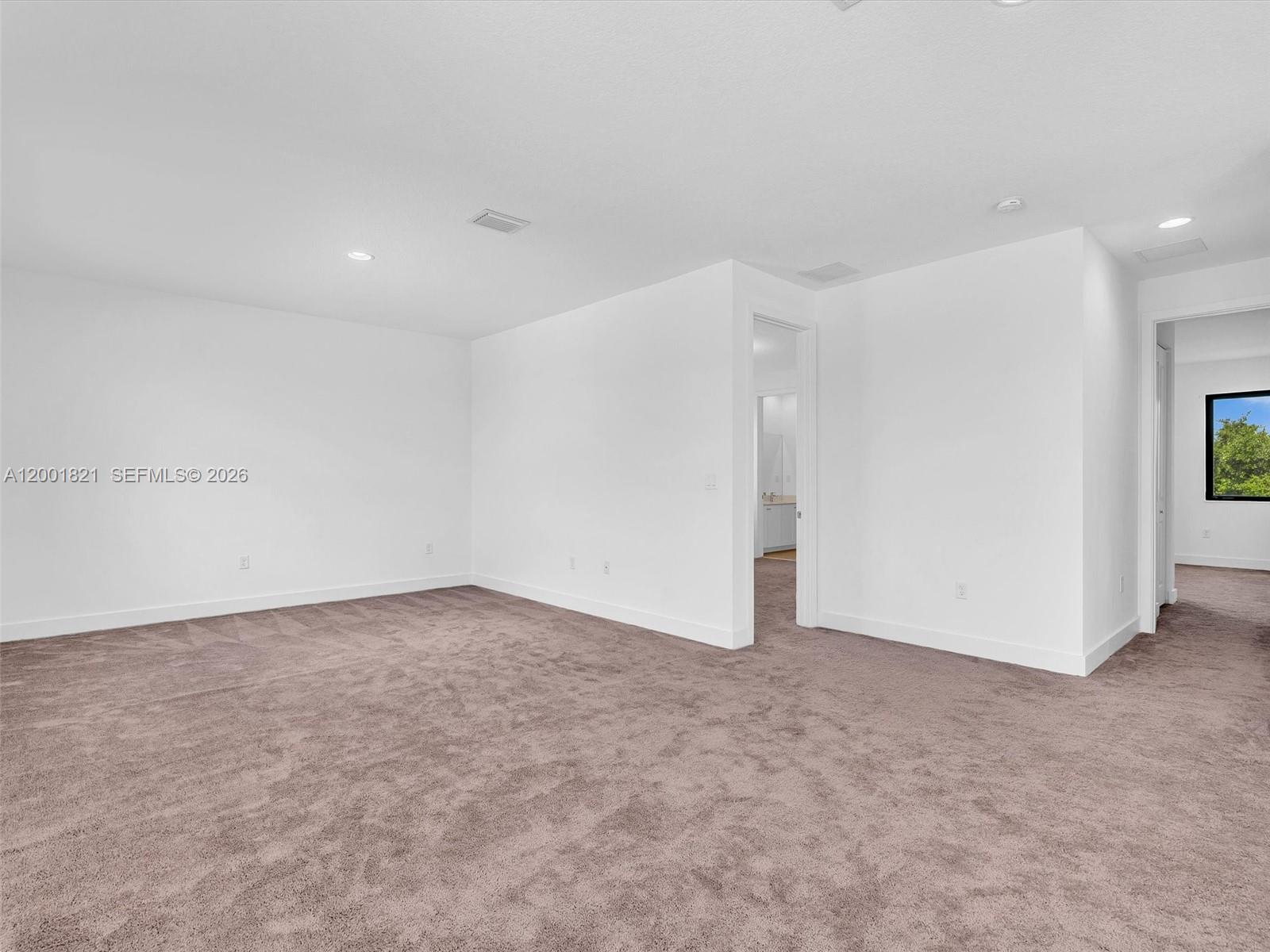 4996 Corrado Ave