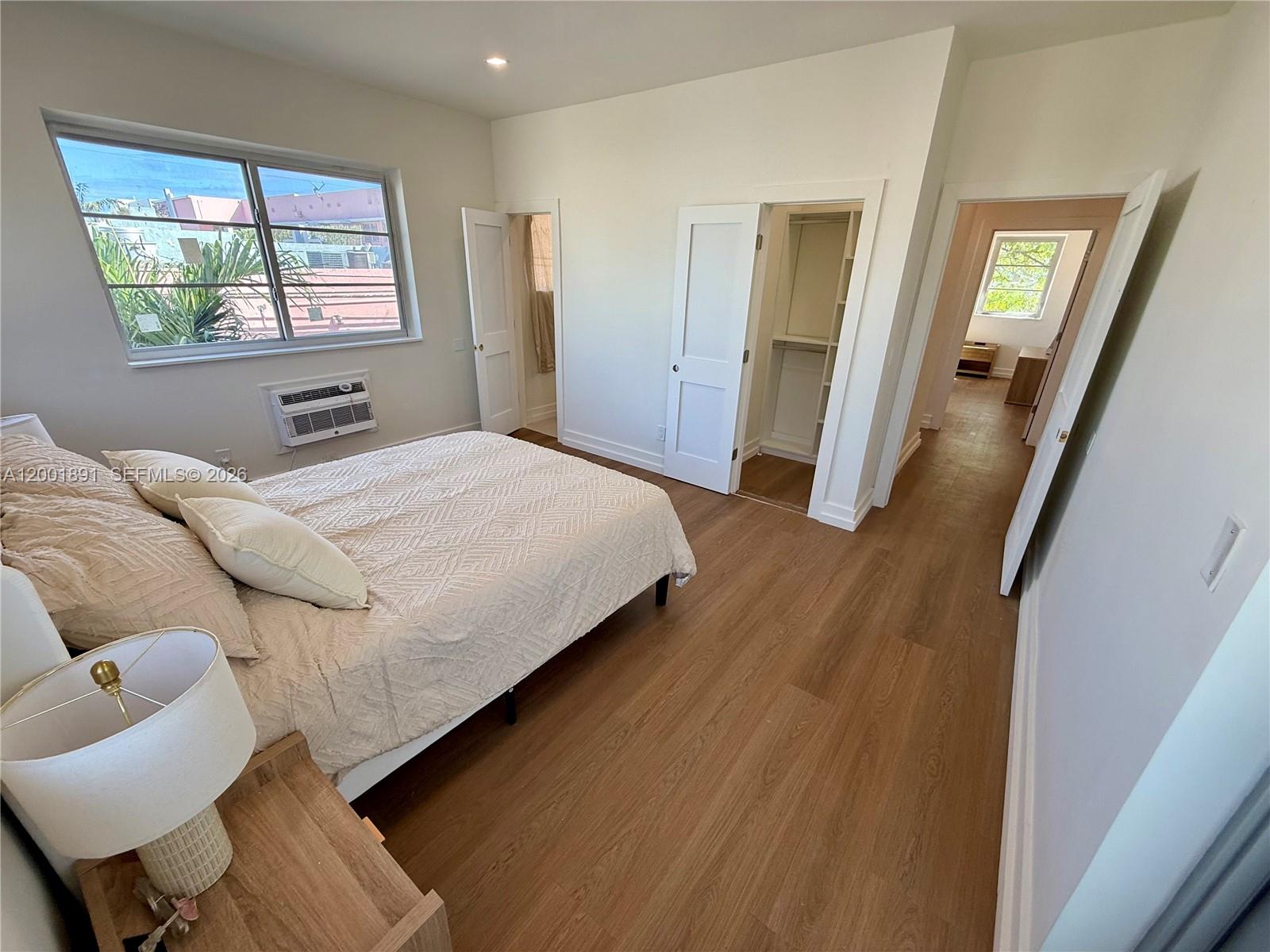 1535 West Ave # 5
