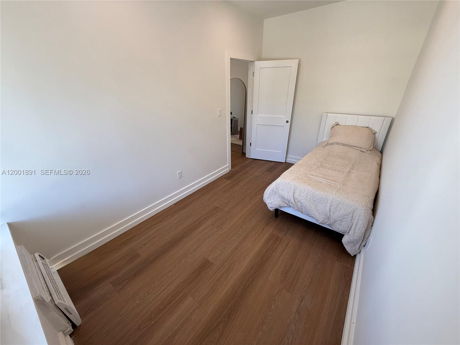 1535 West Ave # 5