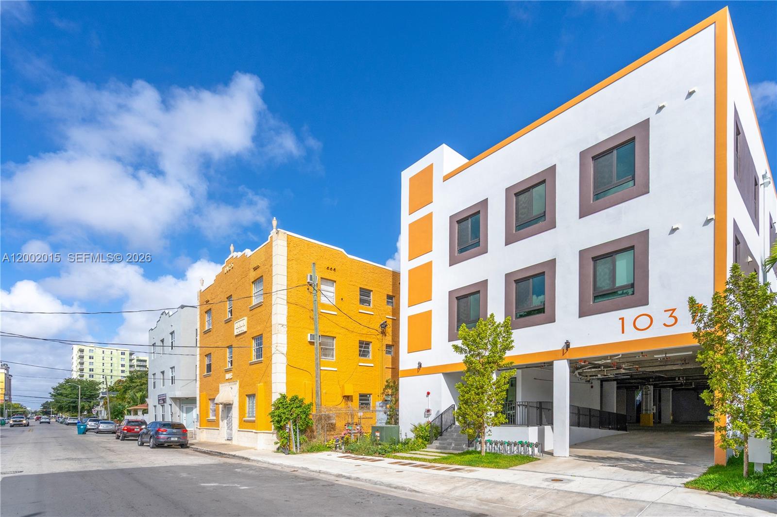 1037 NW 2nd St