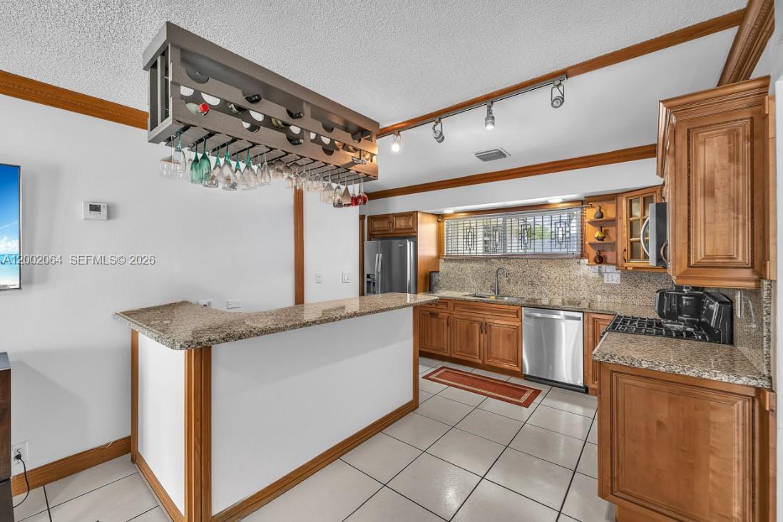 12310 SW 39th Terrace
