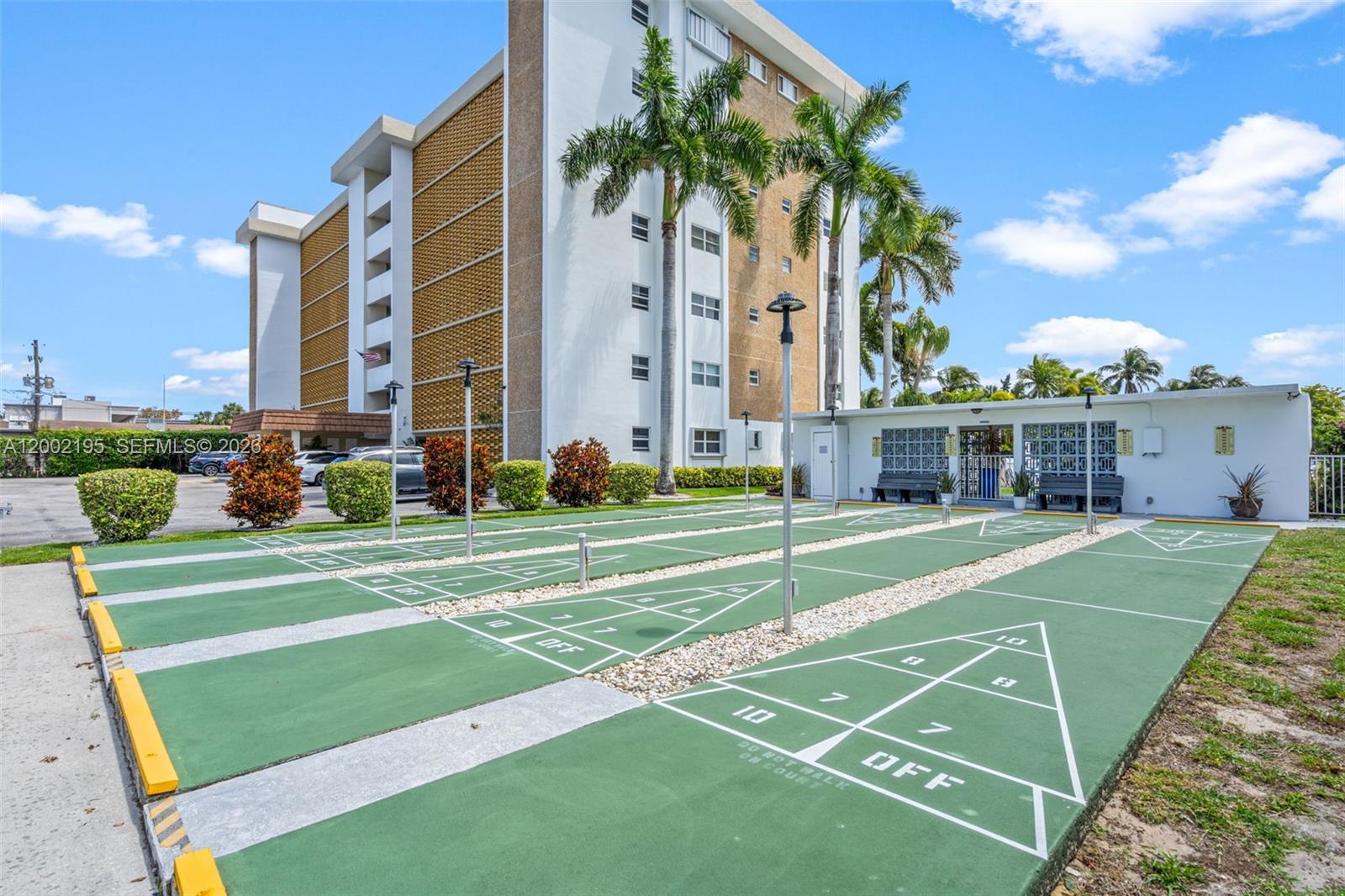 3050 NE 16th Ave # 605