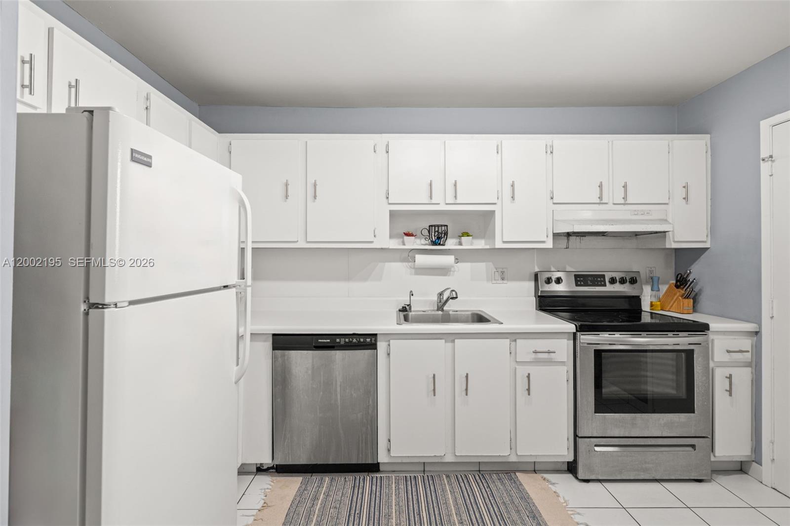 3050 NE 16th Ave # 605