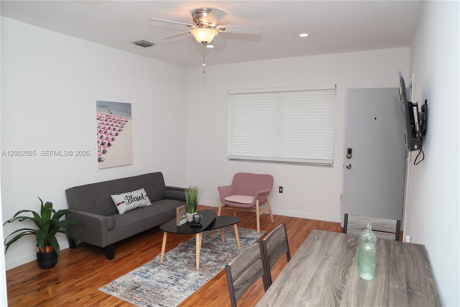 215 Antilla Ave # 3