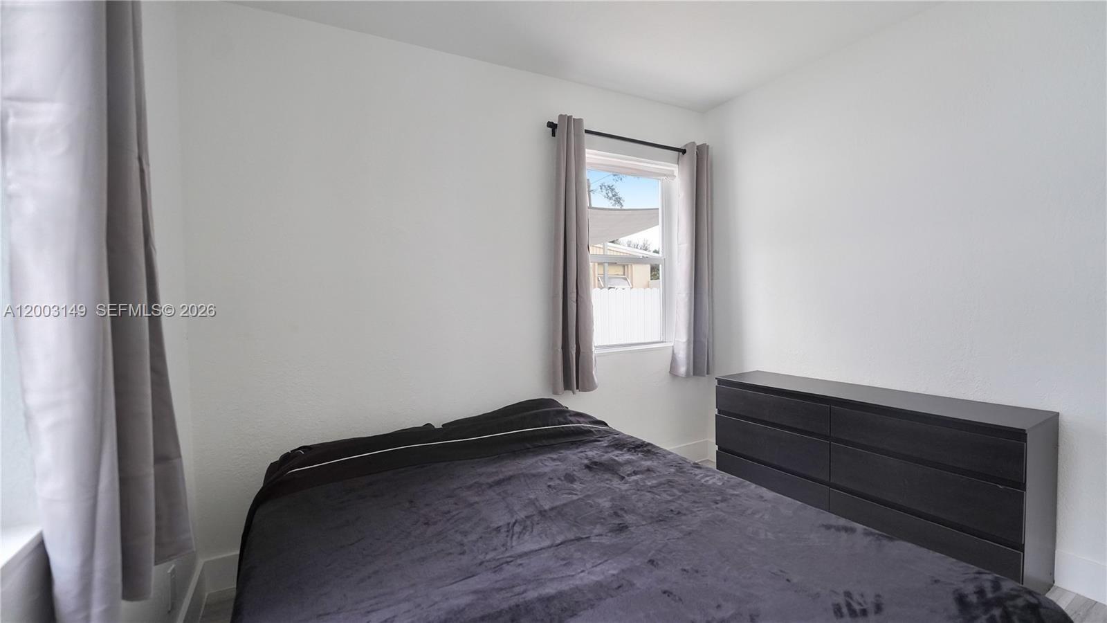 1441 NE 154th Ter