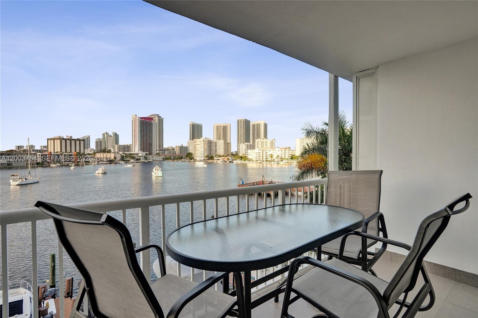 410 Golden Isles Dr # 408