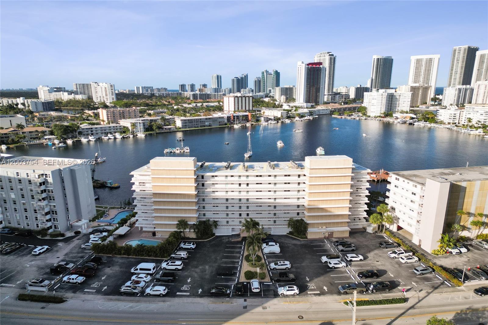 410 Golden Isles Dr # 408