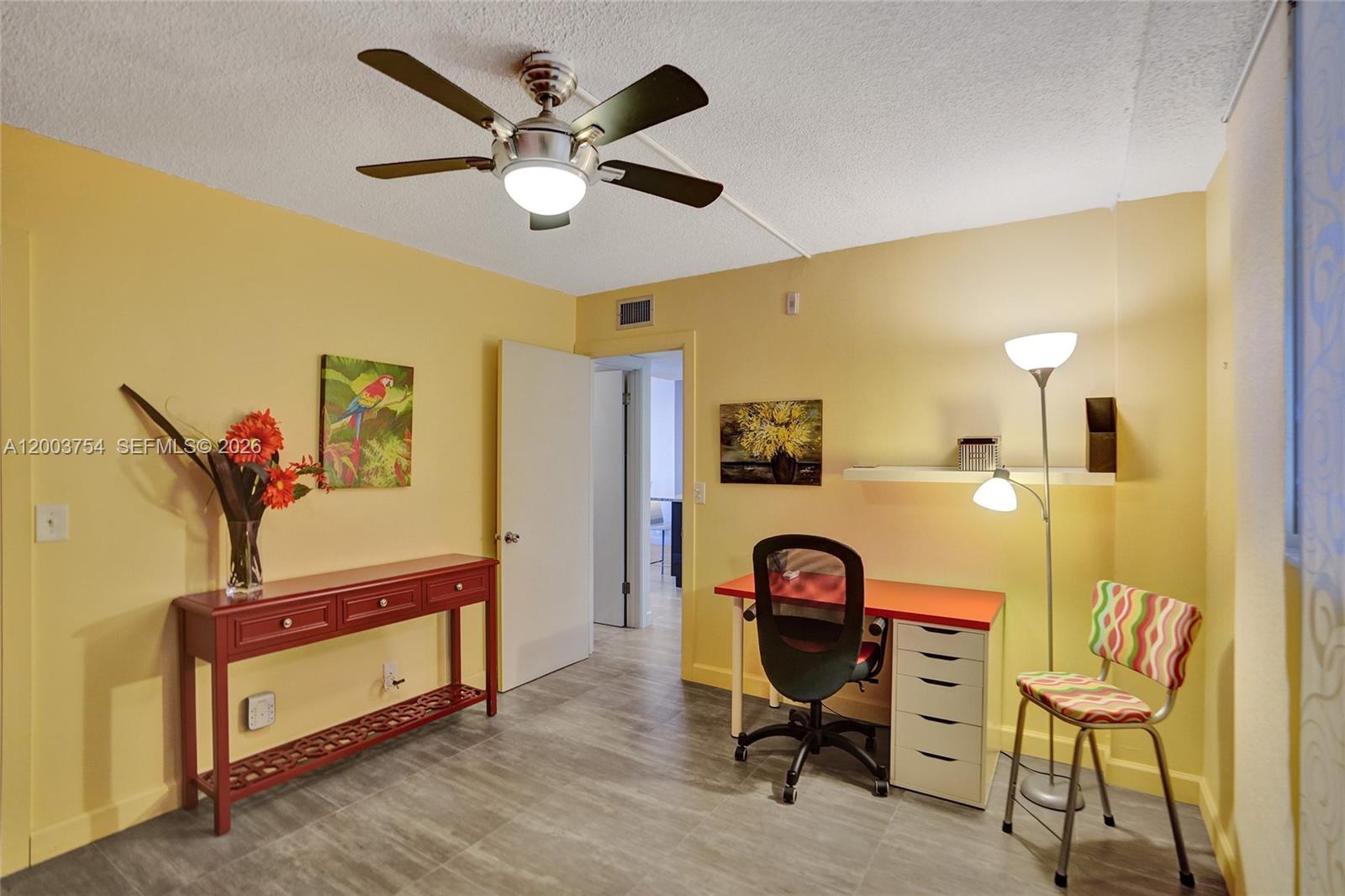 410 Golden Isles Dr # 408