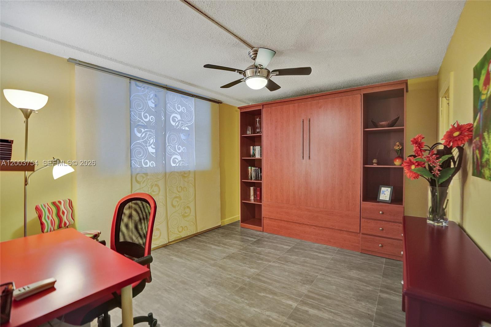 410 Golden Isles Dr # 408