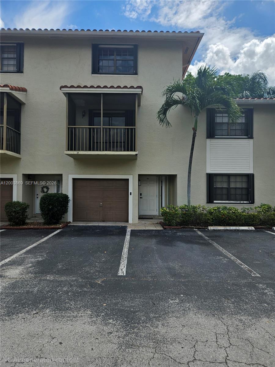 9846 Hammocks Blvd # 107
