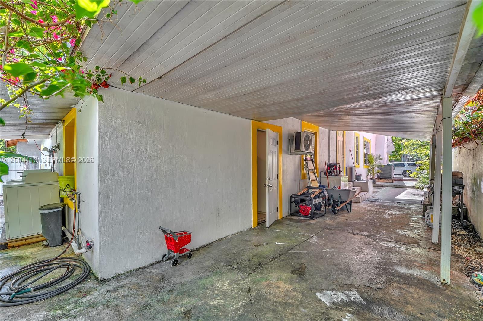 219 SW 6th Ave
