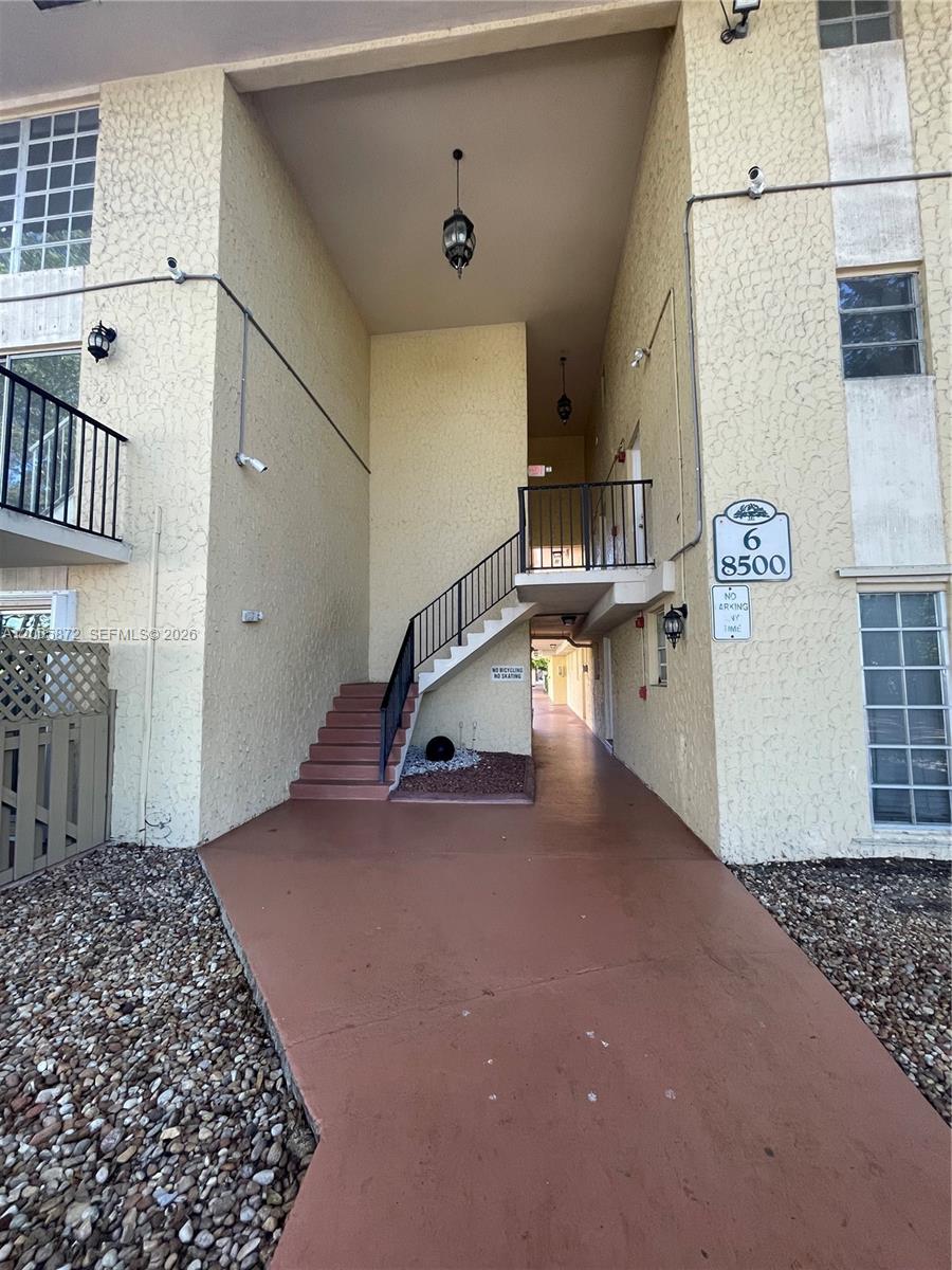 8500 SW 109th Ave # 229 Unit: 6-229
