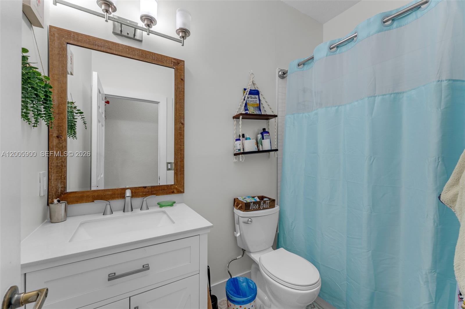 945 SW 154th Ct
