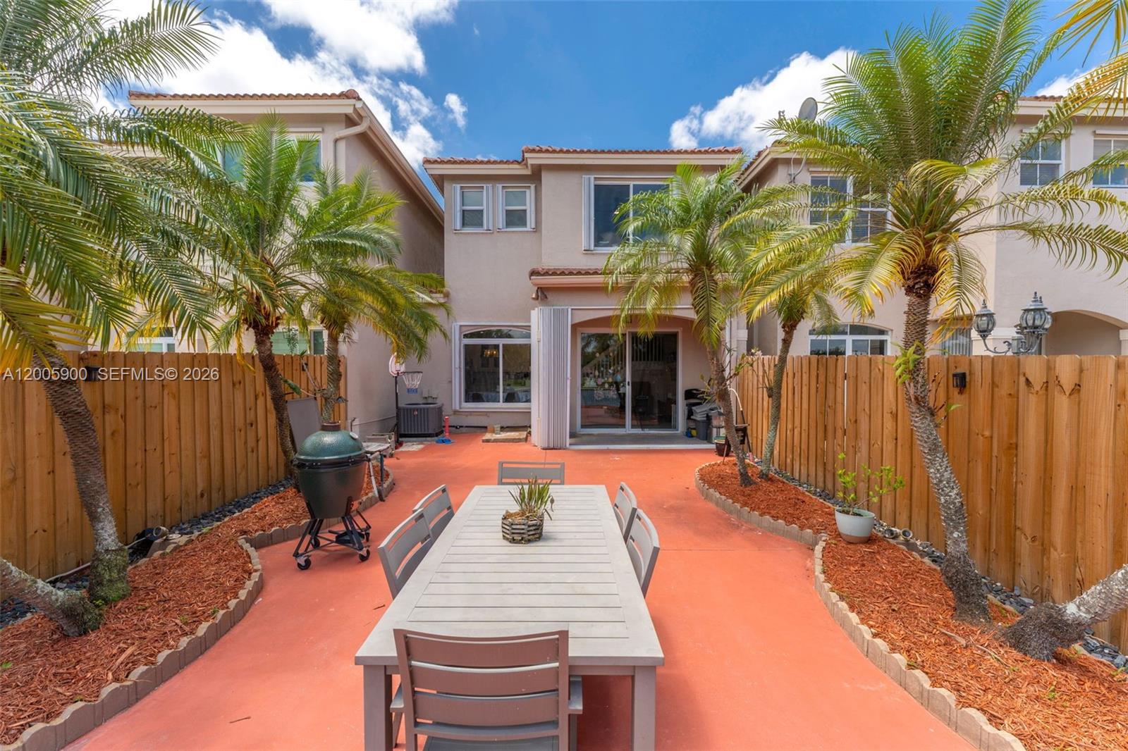 945 SW 154th Ct