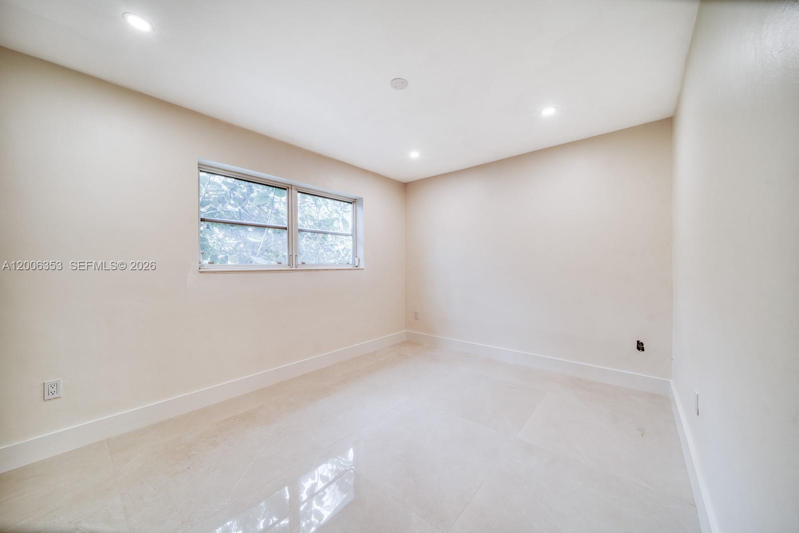 15730 SW 87th Ct