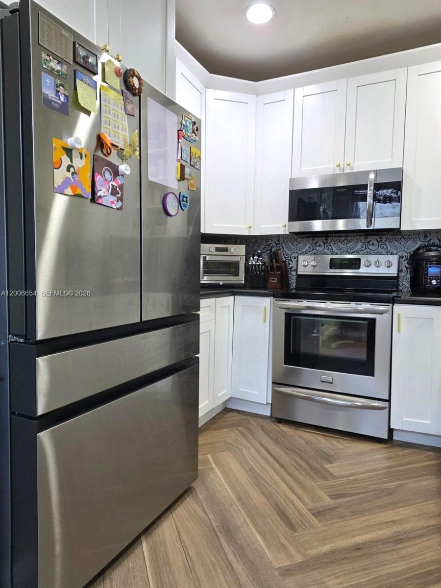 1889 SE 14th St