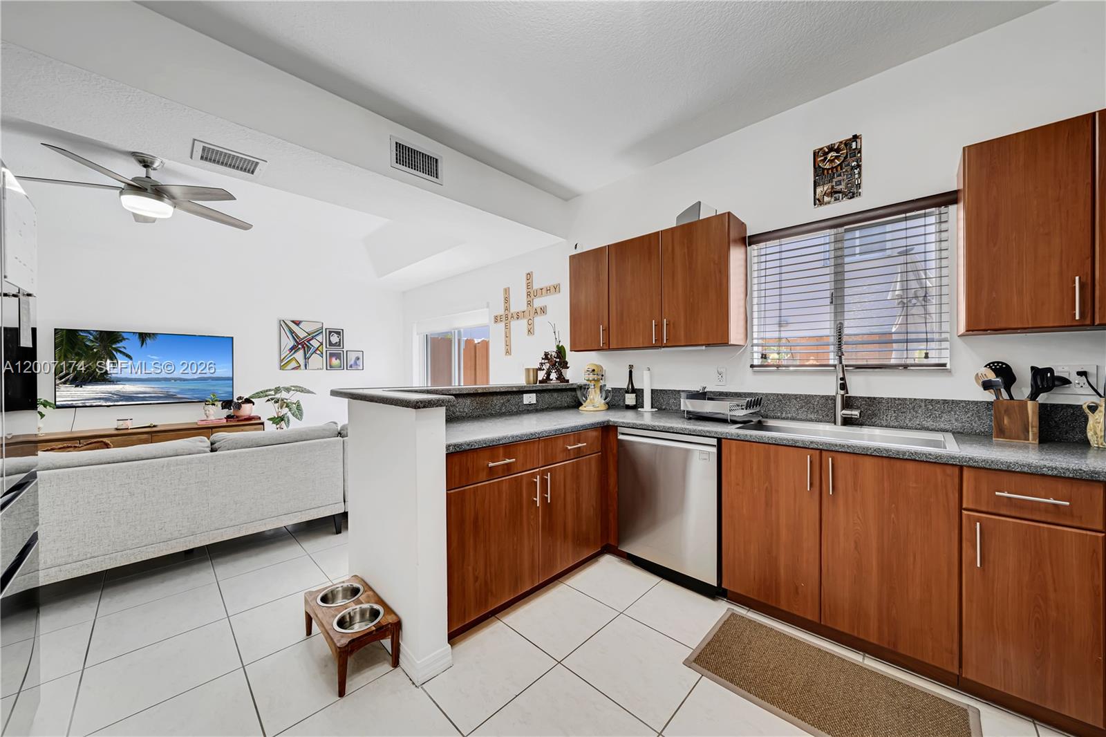 8331 SW 124th Ave # 14 Unit: 105-14