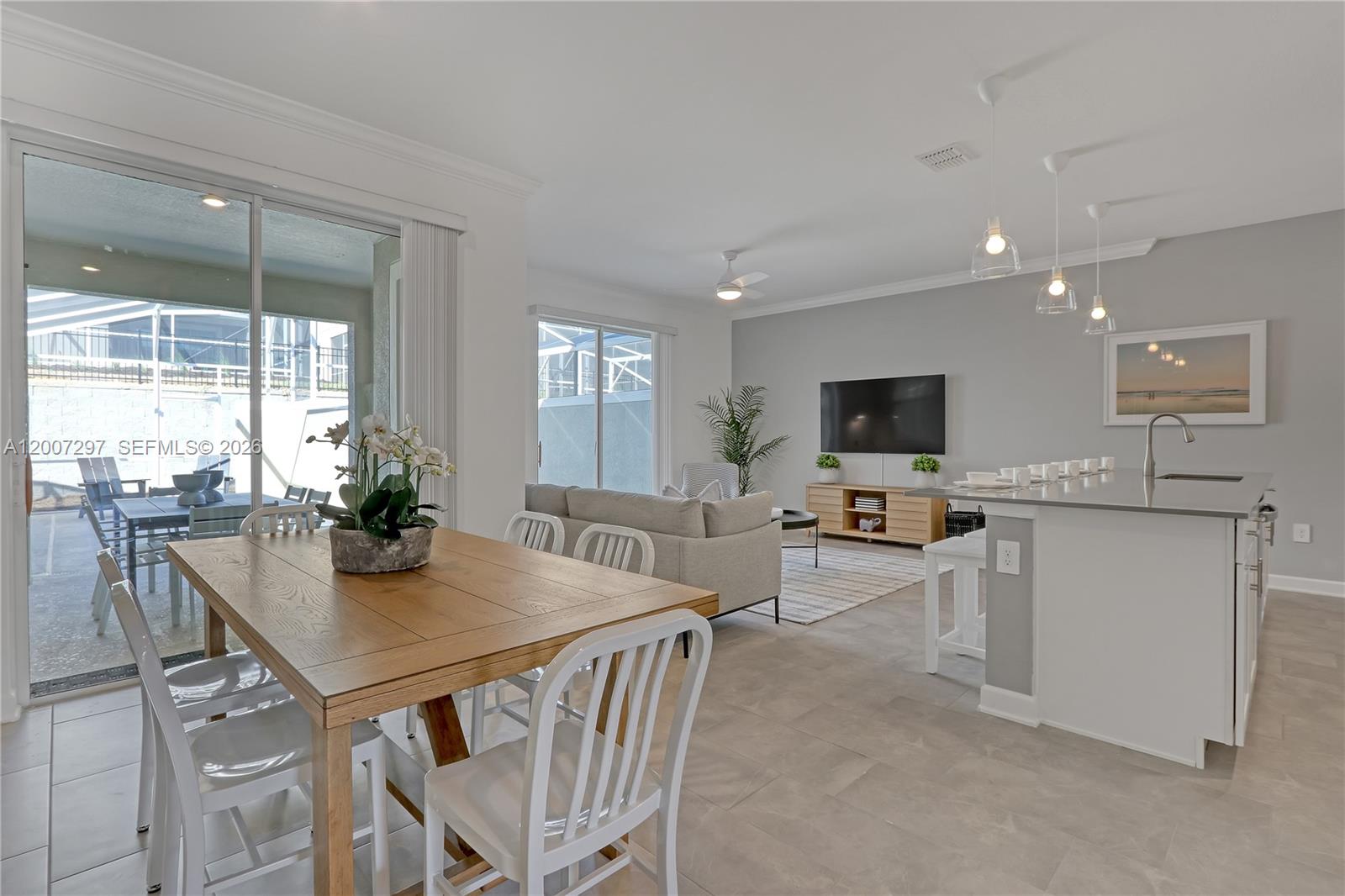 1136 Kingsbarn St
