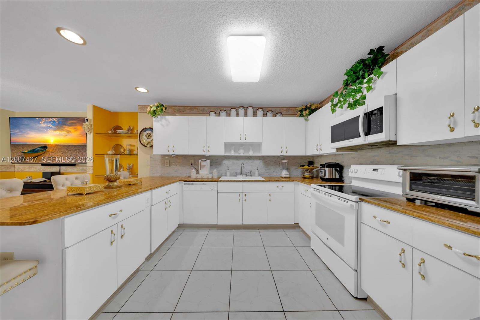 15860 SW 287th St