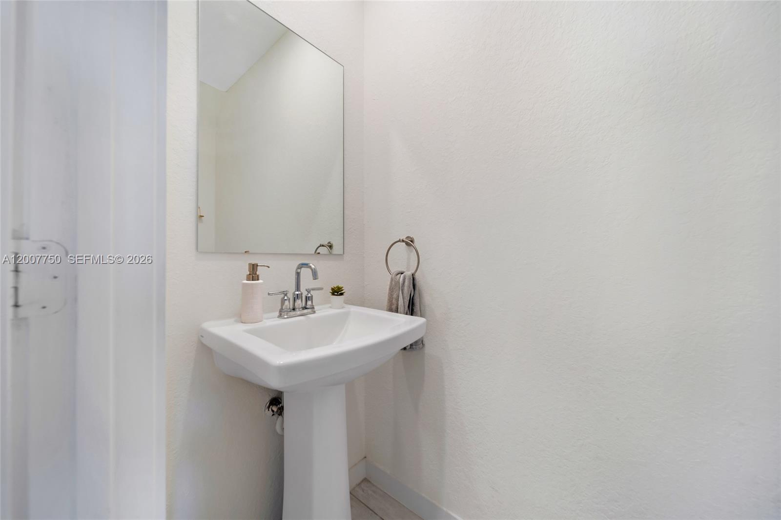 1158 SE 23rd Ave # 1158