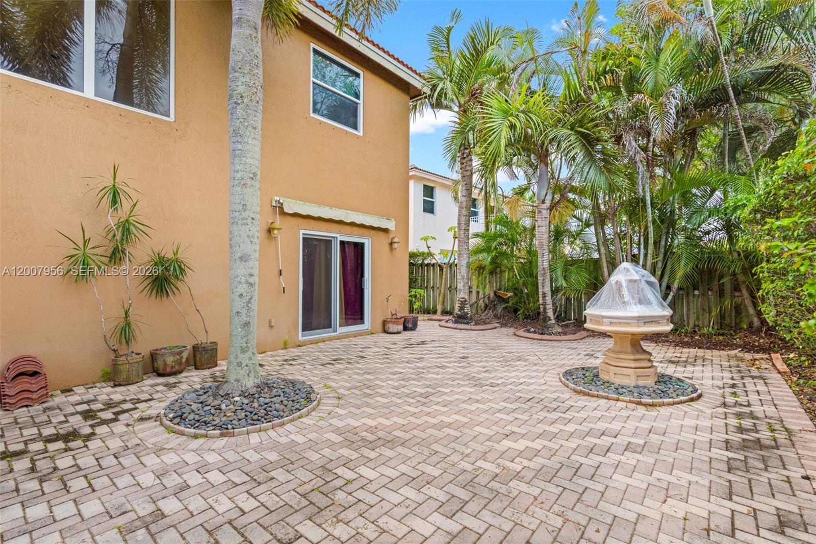 16403 Diamond Head Dr
