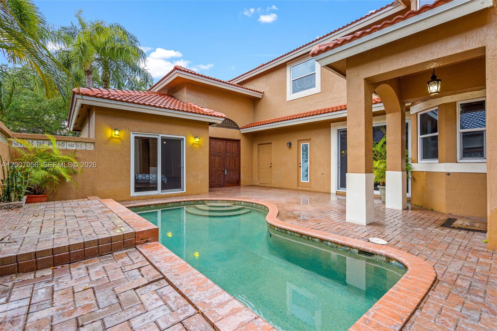 16403 Diamond Head Dr