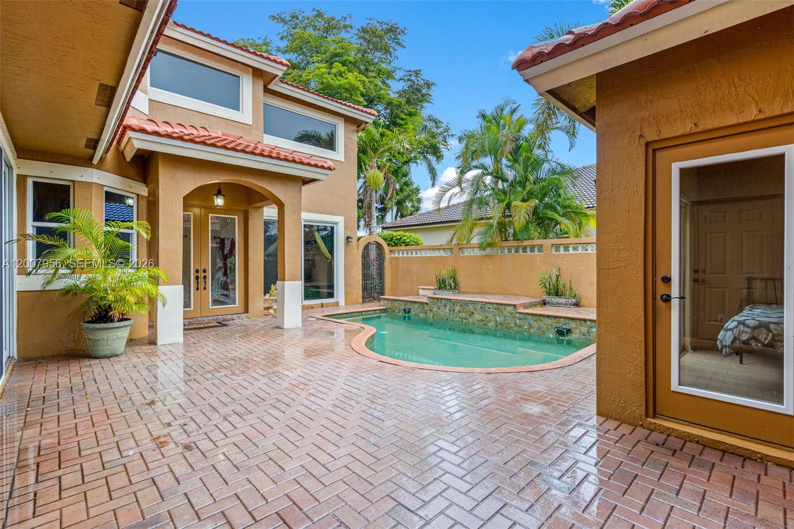 16403 Diamond Head Dr