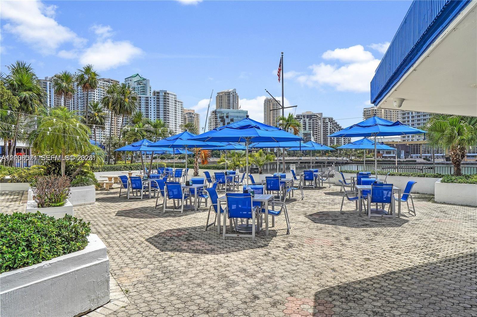 905 Brickell Bay Dr # 1830