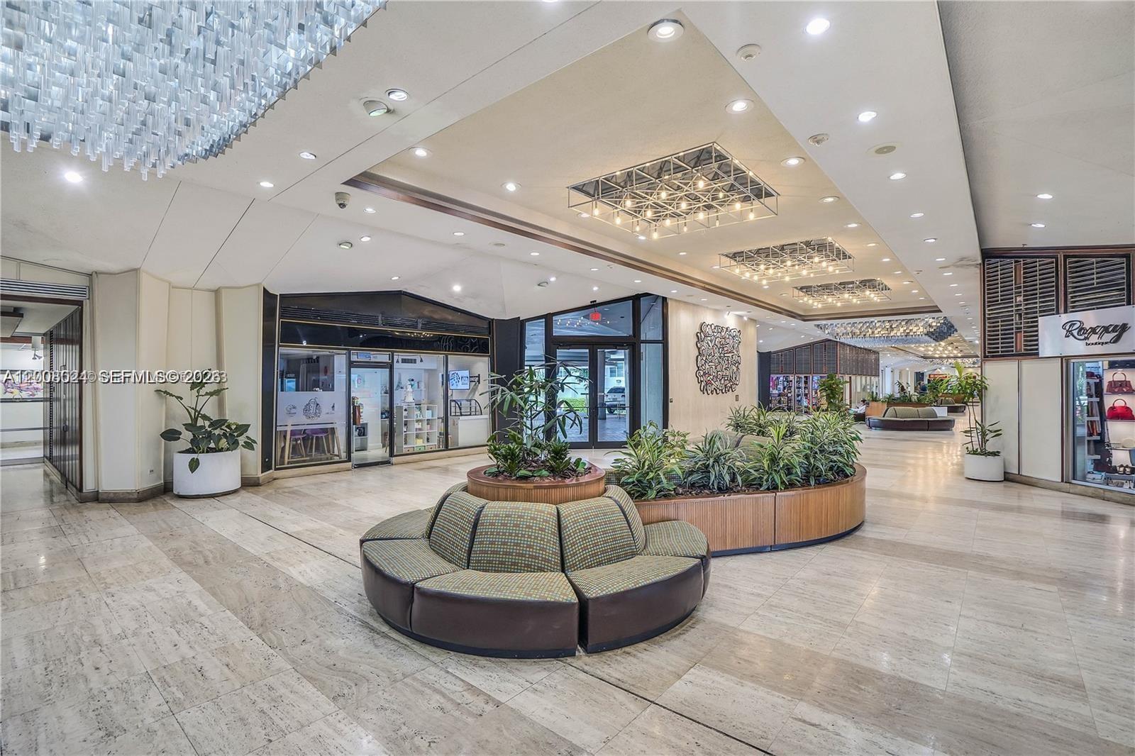 905 Brickell Bay Dr # 1830